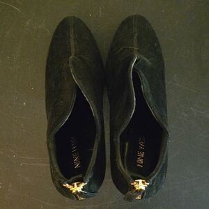 Nine West Black Heeled Elegance